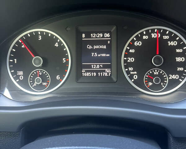 Бежевый Фольксваген Тигуан, объемом двигателя 1.97 л и пробегом 168 тыс. км за 15600 $, фото 1 на Automoto.ua