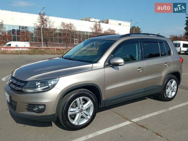 Бежевый Фольксваген Тигуан, объемом двигателя 1.39 л и пробегом 99 тыс. км за 16950 $, фото 1 на Automoto.ua