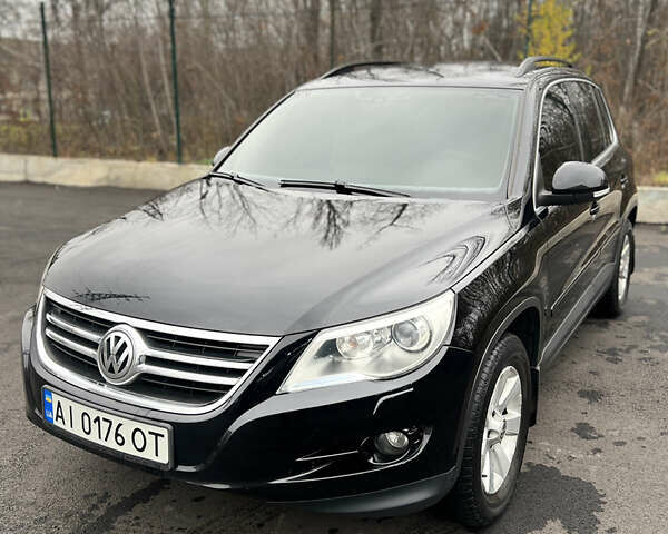 Черный Фольксваген Тигуан, объемом двигателя 1.98 л и пробегом 245 тыс. км за 9400 $, фото 1 на Automoto.ua