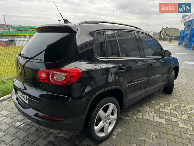 Черный Фольксваген Тигуан, объемом двигателя 1.97 л и пробегом 270 тыс. км за 12200 $, фото 1 на Automoto.ua