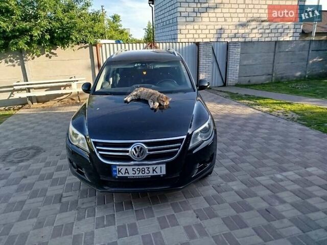 Чорний Фольксваген Тігуан, об'ємом двигуна 1.97 л та пробігом 272 тис. км за 11750 $, фото 1 на Automoto.ua