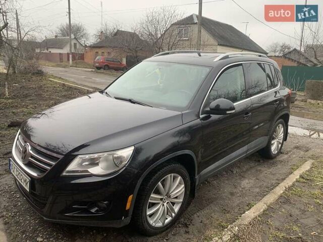 Чорний Фольксваген Тігуан, об'ємом двигуна 2 л та пробігом 199 тис. км за 10700 $, фото 1 на Automoto.ua