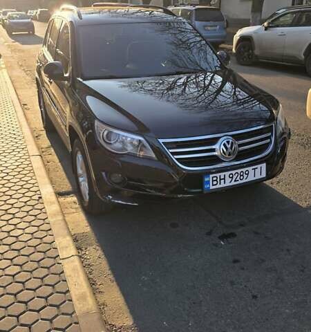 Чорний Фольксваген Тігуан, об'ємом двигуна 1.97 л та пробігом 148 тис. км за 13500 $, фото 1 на Automoto.ua