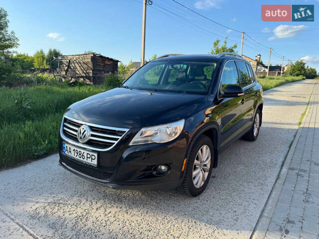 Чорний Фольксваген Тігуан, об'ємом двигуна 1.98 л та пробігом 238 тис. км за 10500 $, фото 1 на Automoto.ua