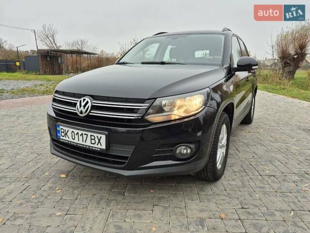 Чорний Фольксваген Тігуан, об'ємом двигуна 1.39 л та пробігом 253 тис. км за 11500 $, фото 1 на Automoto.ua