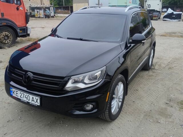 Чорний Фольксваген Тігуан, об'ємом двигуна 2 л та пробігом 189 тис. км за 11100 $, фото 1 на Automoto.ua