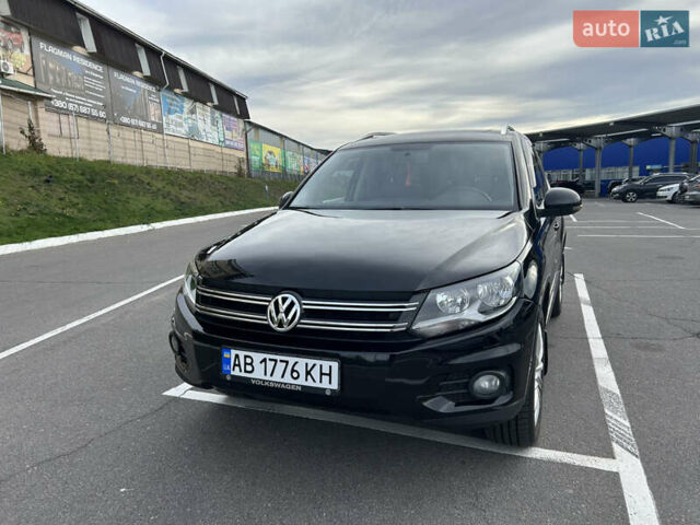 Черный Фольксваген Тигуан, объемом двигателя 2 л и пробегом 222 тыс. км за 12200 $, фото 1 на Automoto.ua