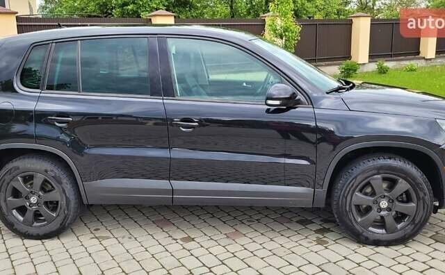 Черный Фольксваген Тигуан, объемом двигателя 1.98 л и пробегом 186 тыс. км за 12500 $, фото 1 на Automoto.ua