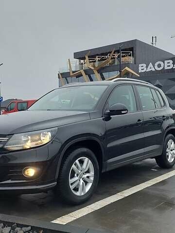 Черный Фольксваген Тигуан, объемом двигателя 1.98 л и пробегом 123 тыс. км за 13500 $, фото 1 на Automoto.ua