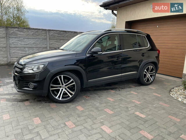 Черный Фольксваген Тигуан, объемом двигателя 2 л и пробегом 201 тыс. км за 15550 $, фото 1 на Automoto.ua