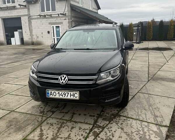 Чорний Фольксваген Тігуан, об'ємом двигуна 1.98 л та пробігом 248 тис. км за 12500 $, фото 1 на Automoto.ua
