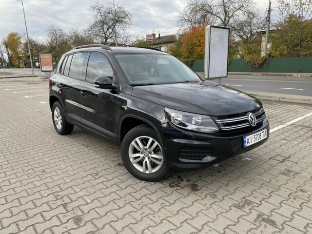 Черный Фольксваген Тигуан, объемом двигателя 2 л и пробегом 178 тыс. км за 12500 $, фото 1 на Automoto.ua