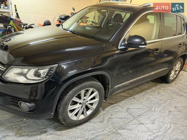 Чорний Фольксваген Тігуан, об'ємом двигуна 1.98 л та пробігом 56 тис. км за 17000 $, фото 1 на Automoto.ua