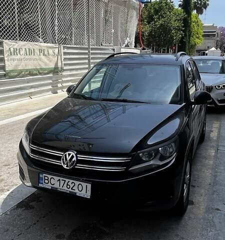 Чорний Фольксваген Тігуан, об'ємом двигуна 1.98 л та пробігом 230 тис. км за 10500 $, фото 1 на Automoto.ua