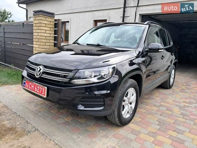 Чорний Фольксваген Тігуан, об'ємом двигуна 1.98 л та пробігом 143 тис. км за 12999 $, фото 1 на Automoto.ua