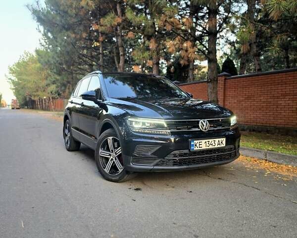 Черный Фольксваген Тигуан, объемом двигателя 1.98 л и пробегом 130 тыс. км за 24499 $, фото 1 на Automoto.ua