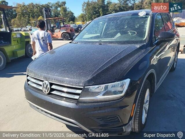 Черный Фольксваген Тигуан, объемом двигателя 2 л и пробегом 175 тыс. км за 7300 $, фото 1 на Automoto.ua