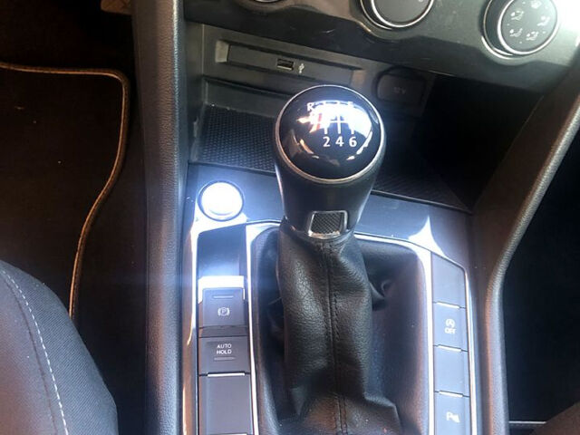 Черный Фольксваген Тигуан, объемом двигателя 2 л и пробегом 258 тыс. км за 21000 $, фото 1 на Automoto.ua