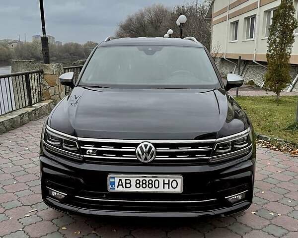 Черный Фольксваген Тигуан, объемом двигателя 1.98 л и пробегом 149 тыс. км за 29900 $, фото 1 на Automoto.ua