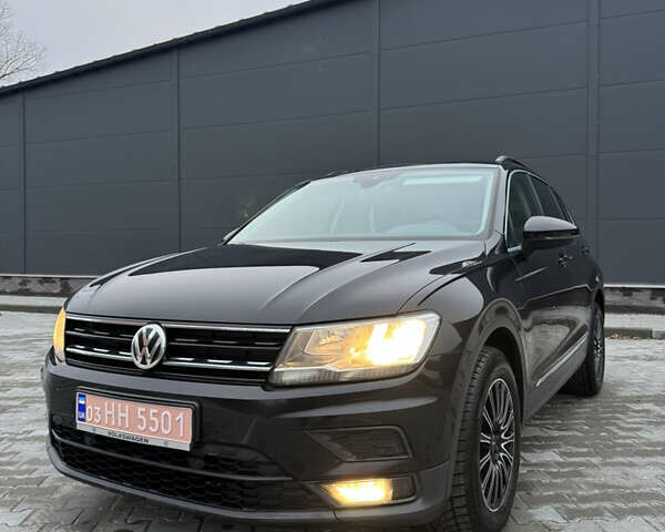 Черный Фольксваген Тигуан, объемом двигателя 2 л и пробегом 190 тыс. км за 23150 $, фото 1 на Automoto.ua