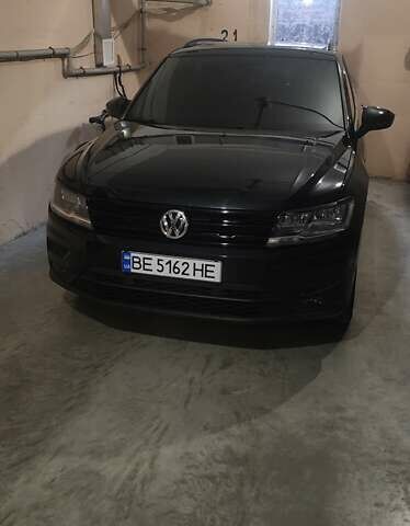 Черный Фольксваген Тигуан, объемом двигателя 1.98 л и пробегом 87 тыс. км за 20000 $, фото 1 на Automoto.ua