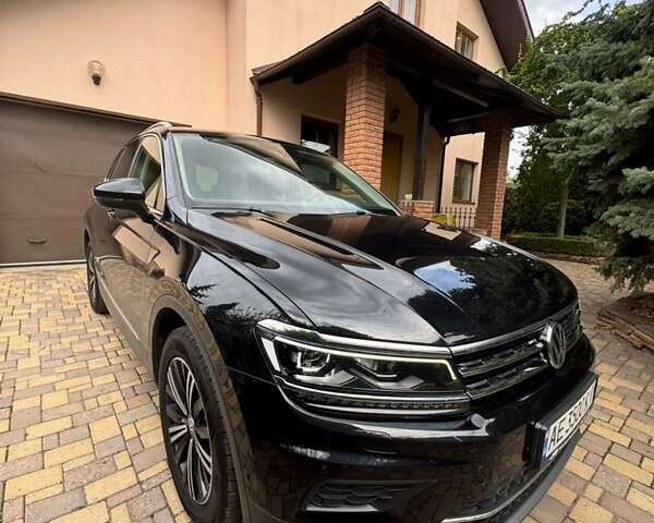 Черный Фольксваген Тигуан, объемом двигателя 1.98 л и пробегом 103 тыс. км за 31000 $, фото 1 на Automoto.ua