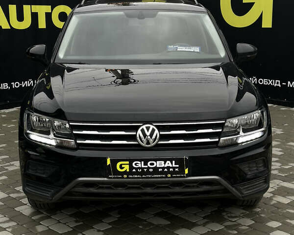 Черный Фольксваген Тигуан, объемом двигателя 1.98 л и пробегом 40 тыс. км за 21500 $, фото 1 на Automoto.ua