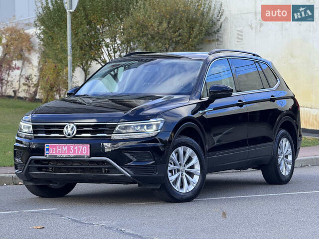 Чорний Фольксваген Тігуан, об'ємом двигуна 2 л та пробігом 109 тис. км за 18950 $, фото 1 на Automoto.ua