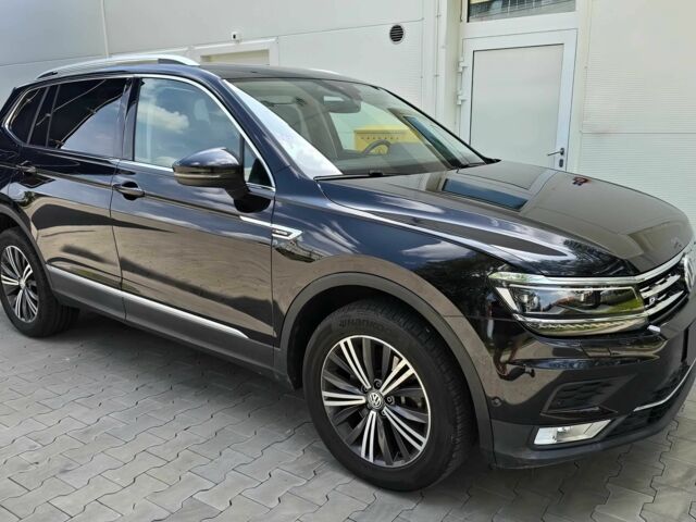 Чорний Фольксваген Тігуан, об'ємом двигуна 2 л та пробігом 41 тис. км за 13200 $, фото 1 на Automoto.ua