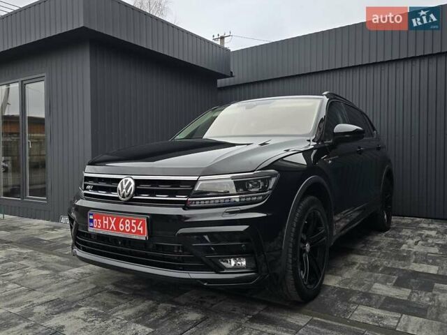 Черный Фольксваген Тигуан, объемом двигателя 2 л и пробегом 199 тыс. км за 31000 $, фото 1 на Automoto.ua
