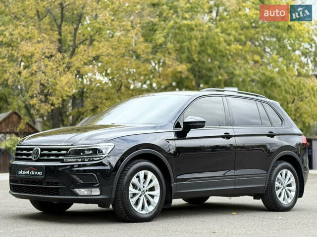 Черный Фольксваген Тигуан, объемом двигателя 1.97 л и пробегом 61 тыс. км за 26999 $, фото 1 на Automoto.ua