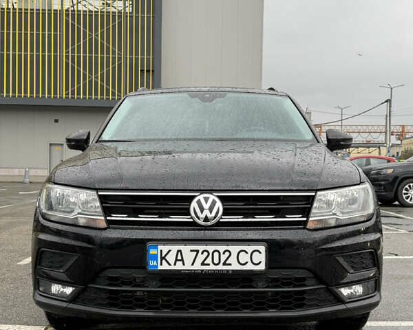 Черный Фольксваген Тигуан, объемом двигателя 1.97 л и пробегом 91 тыс. км за 30000 $, фото 1 на Automoto.ua