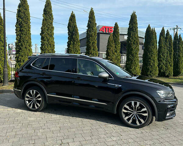 Черный Фольксваген Тигуан, объемом двигателя 1.98 л и пробегом 81 тыс. км за 32500 $, фото 1 на Automoto.ua