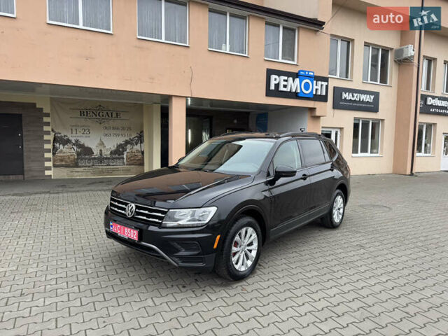 Черный Фольксваген Тигуан, объемом двигателя 2 л и пробегом 232 тыс. км за 14300 $, фото 1 на Automoto.ua