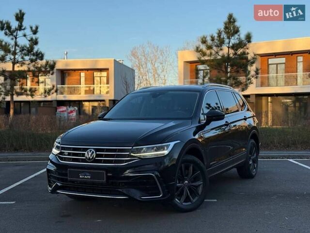 Черный Фольксваген Тигуан, объемом двигателя 1.98 л и пробегом 111 тыс. км за 24299 $, фото 1 на Automoto.ua
