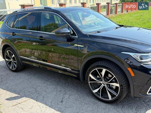 Черный Фольксваген Тигуан, объемом двигателя 2 л и пробегом 66 тыс. км за 42000 $, фото 1 на Automoto.ua