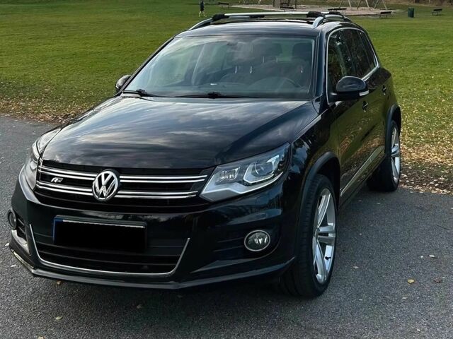 Чорний Фольксваген Тігуан, об'ємом двигуна 2 л та пробігом 20 тис. км за 2022 $, фото 1 на Automoto.ua