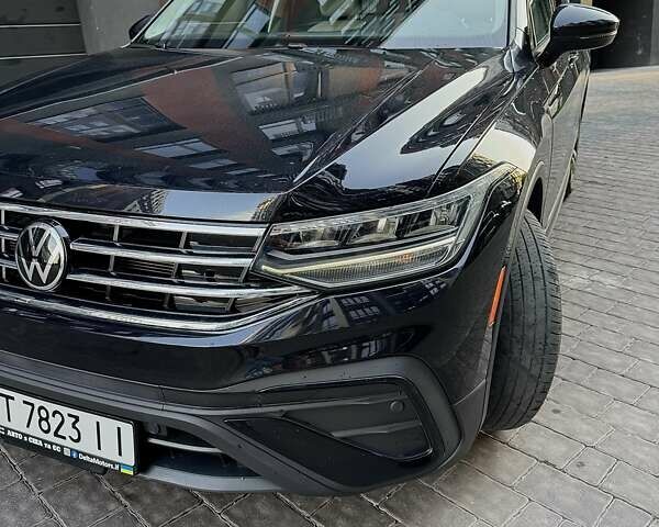 Черный Фольксваген Тигуан, объемом двигателя 1.98 л и пробегом 50 тыс. км за 23700 $, фото 1 на Automoto.ua