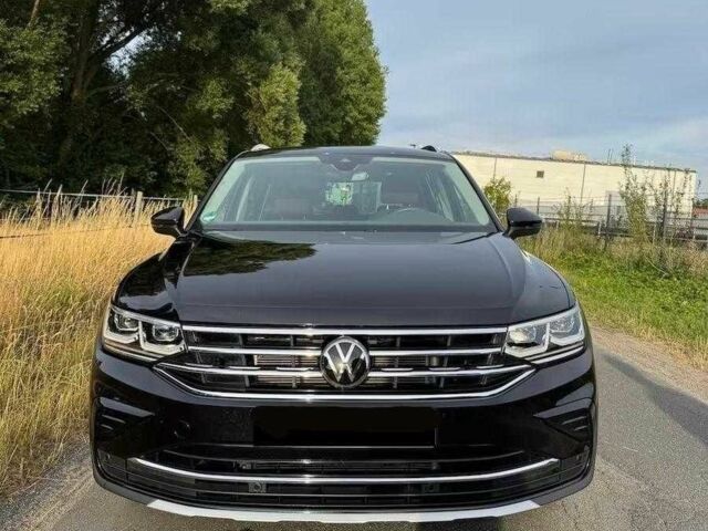 Чорний Фольксваген Тігуан, об'ємом двигуна 0 л та пробігом 42 тис. км за 19000 $, фото 1 на Automoto.ua