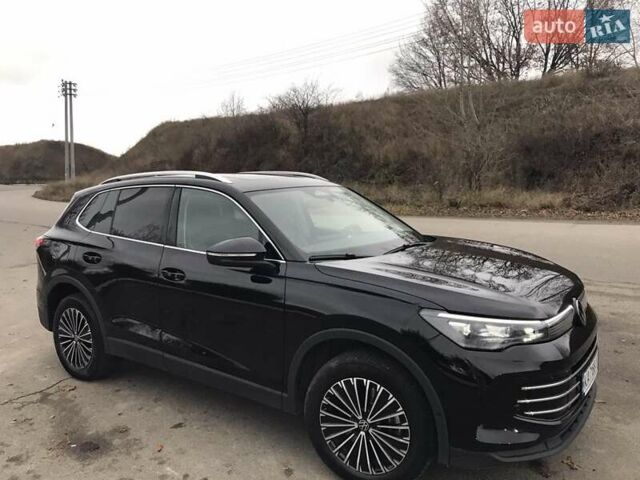Чорний Фольксваген Тігуан, об'ємом двигуна 1.97 л та пробігом 30 тис. км за 46000 $, фото 1 на Automoto.ua