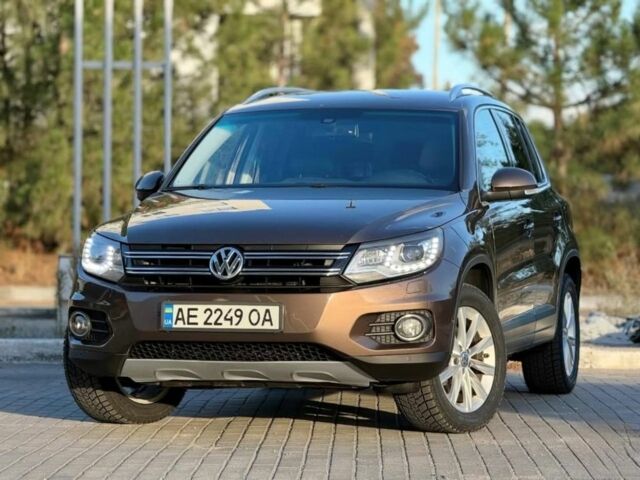 Коричневий Фольксваген Тігуан, об'ємом двигуна 2 л та пробігом 186 тис. км за 13850 $, фото 1 на Automoto.ua