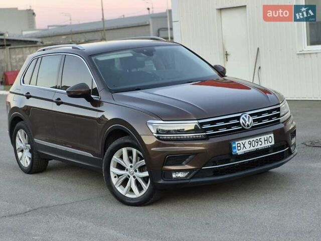 Коричневий Фольксваген Тігуан, об'ємом двигуна 1.97 л та пробігом 280 тис. км за 22200 $, фото 1 на Automoto.ua