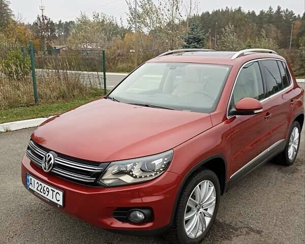 Фольксваген Тігуан 2015 у Буче на Automoto.ua Червоний Фольксваген Тігуан, об'ємом двигуна 1.98 л та пробігом 93 тис. км за 15200 $, фото 1 на Automoto.ua