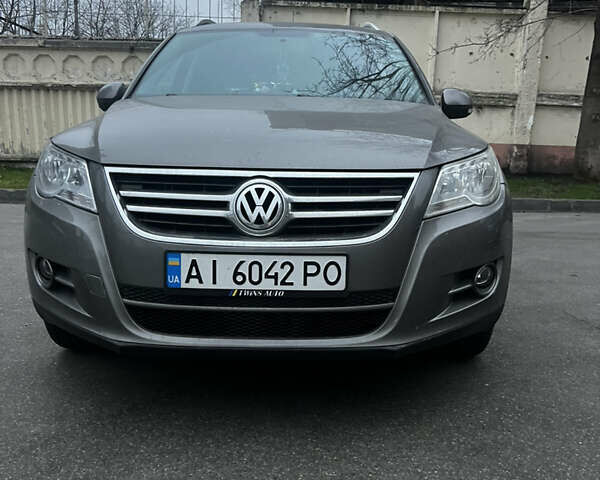 Фольксваген Тігуан, об'ємом двигуна 2 л та пробігом 230 тис. км за 9500 $, фото 1 на Automoto.ua