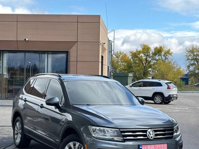 Фольксваген Тигуан, объемом двигателя 0 л и пробегом 167 тыс. км за 17999 $, фото 1 на Automoto.ua