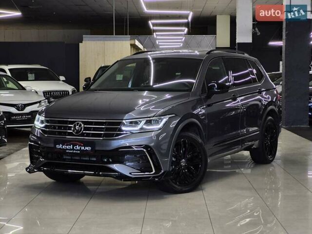 Фольксваген Тігуан, об'ємом двигуна 2 л та пробігом 80 тис. км за 28489 $, фото 1 на Automoto.ua