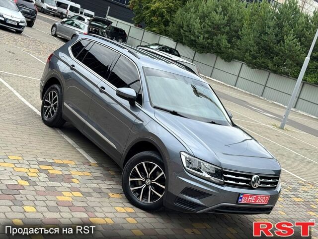 Фольксваген Тигуан, объемом двигателя 2 л и пробегом 115 тыс. км за 19999 $, фото 1 на Automoto.ua