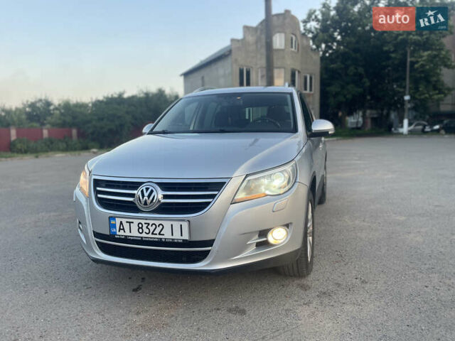 Сірий Фольксваген Тігуан, об'ємом двигуна 2 л та пробігом 280 тис. км за 10699 $, фото 1 на Automoto.ua