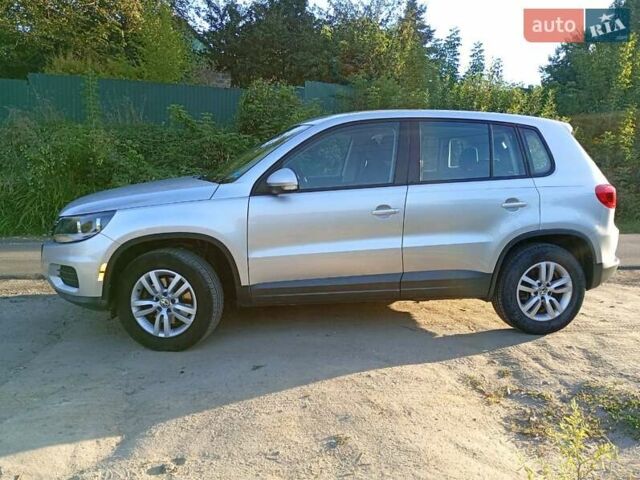 Серый Фольксваген Тигуан, объемом двигателя 1.98 л и пробегом 242 тыс. км за 9300 $, фото 1 на Automoto.ua