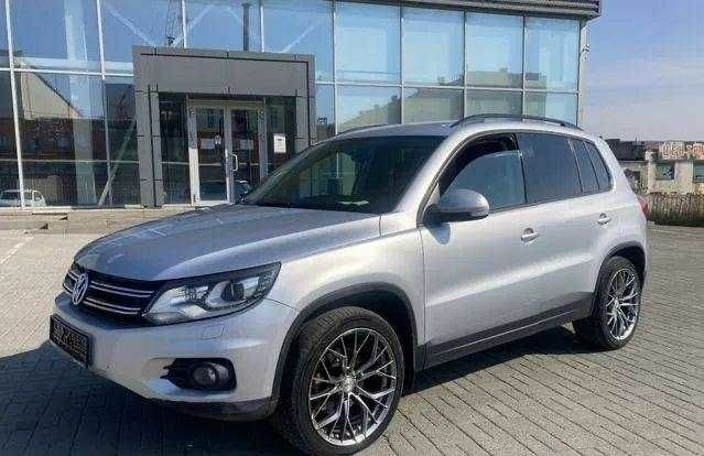 Серый Фольксваген Тигуан, объемом двигателя 0 л и пробегом 89 тыс. км за 9700 $, фото 1 на Automoto.ua